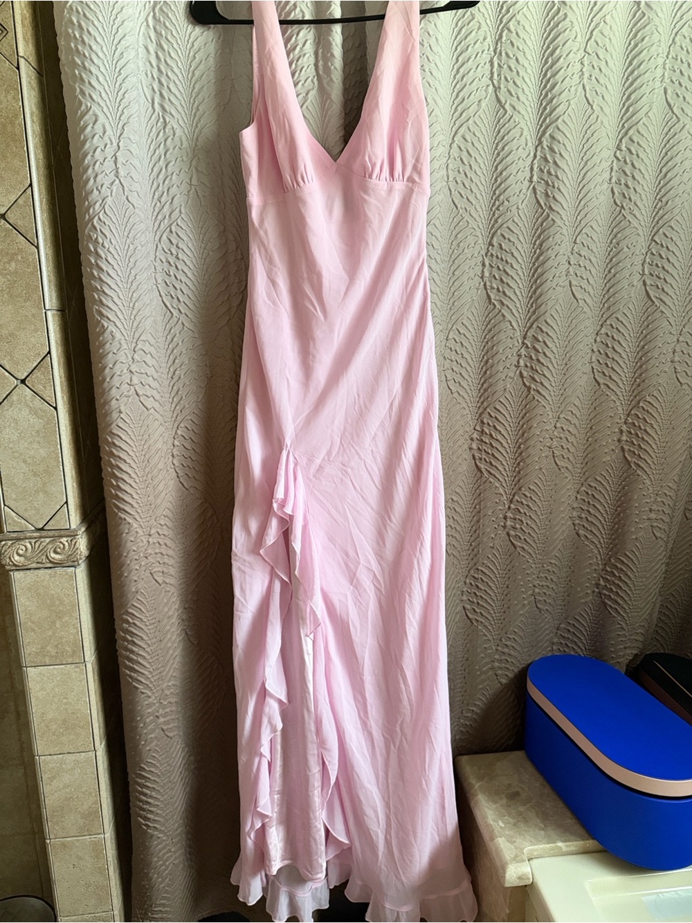 White Fox Boutique Light Pink V‑Neck Ruffle Maxi Dress